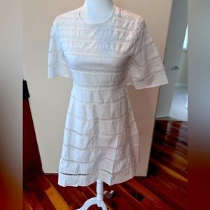 STYLEWE Elegant White Lace Mini Dress. Reuns Small